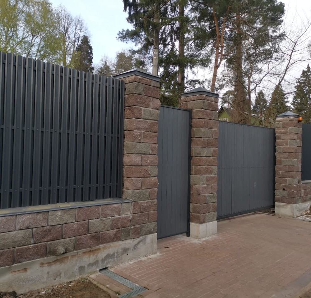 Полностью готовый забор всего за 3 простых шага